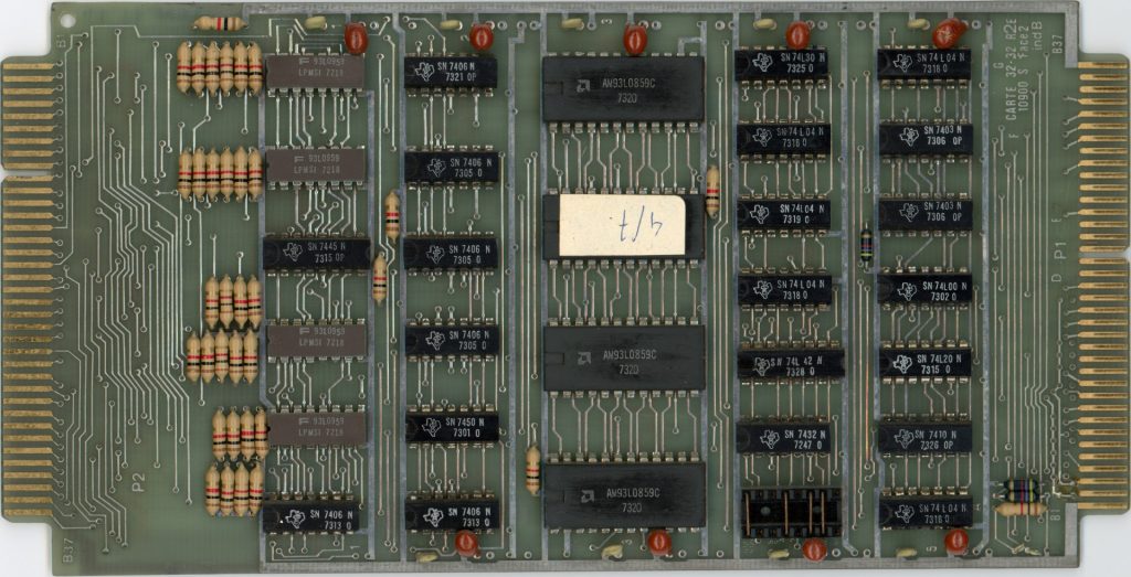 Carte 32-32 10900/S (indB) : Base d'addresse : 0x8 (Logique : 0x0/0x0)